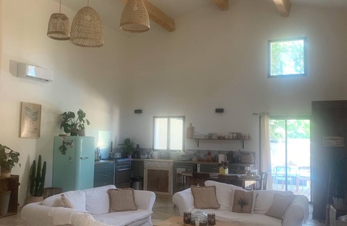 Cabrieres-d'Avignon House | House in the heart of the Luberon