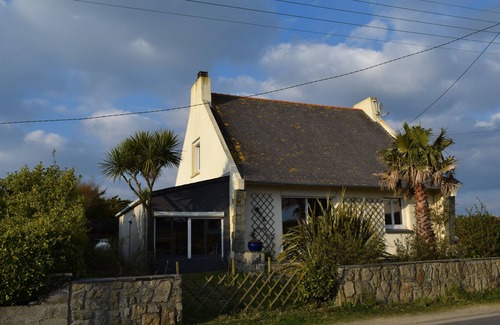Cleder House | House on the dune, direct access to the beach (100m) and sea view