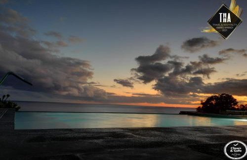 Caloura House | House Rodrigues