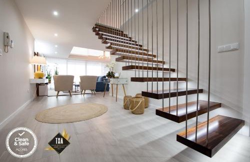 Caloura House | House Rodrigues