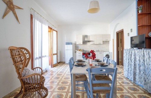 Otranto House | House sleeps 6 ideal for families/groups 2min. free/equipped beach