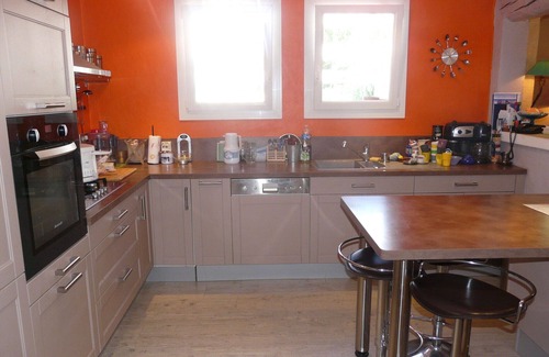 Mouries Ski Chalet | House with pool, Mouries Alpilles Provence 6 persons