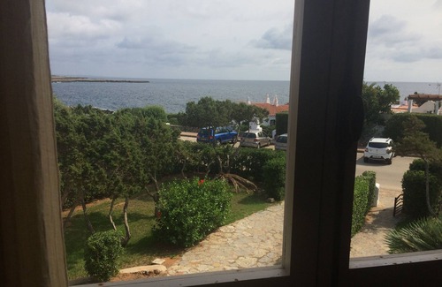 Cala'n Bosch Ski Chalet | House with pool near the beach and marina