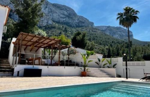 Denia House | House with swimming pool and amazing sea and mountain views in Montgó, Denia