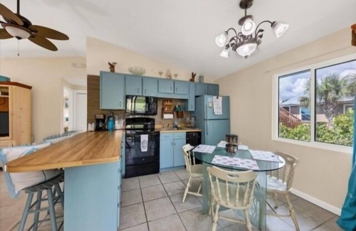 Placida House | How Sweet It Is.Private Island Beach Life
