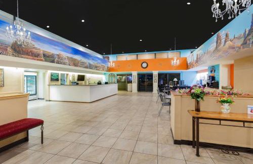 Yuma Hotel | Howard Johnson by Wyndham Yuma