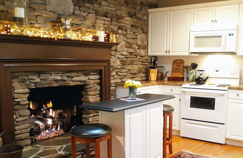 Winston - Salem Cottage | howdy doody