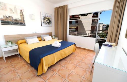 Palmanova Hostel | HSR Gil
