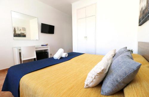 Palmanova Hostel | HSR Gil