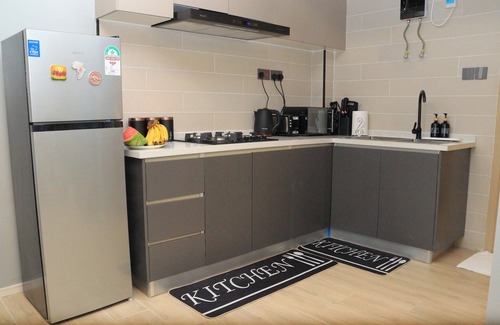 Thompson Estate Apartment | Hughesy Haven.nCozy apartment in Nairobi with WiFi, fitness room and pool