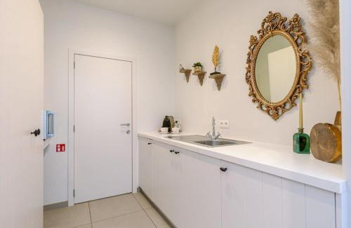 Historical Center Bruges House | Huswell - Stylish studio in the heart of Bruges
