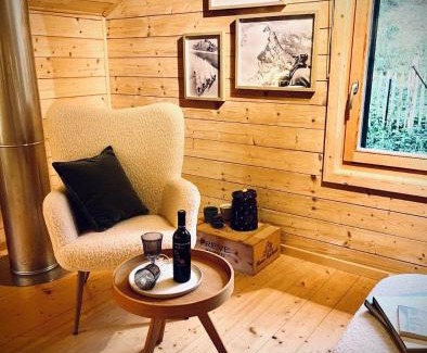Blatten bei Naters Apartment | Hüttli Chalet with panoramic view