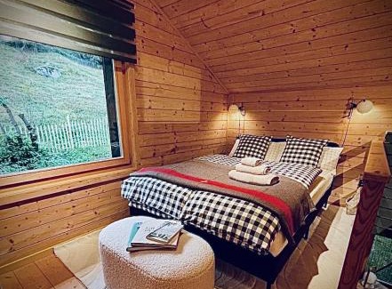Blatten bei Naters Apartment | Hüttli Chalet with panoramic view