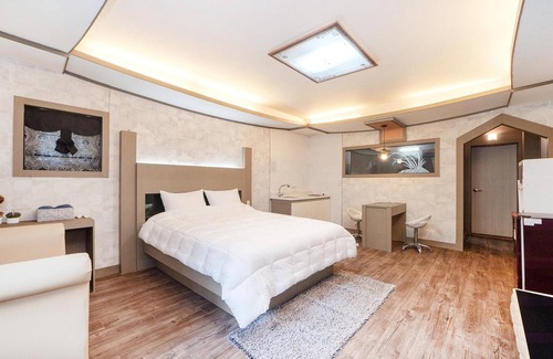 Hwacheon House | Hwacheon Sky Valley Pension
