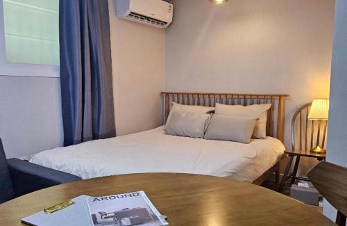 Ujangsan-dong Apartment | HWAGOK HAM STAY, Hongdae 20 minute