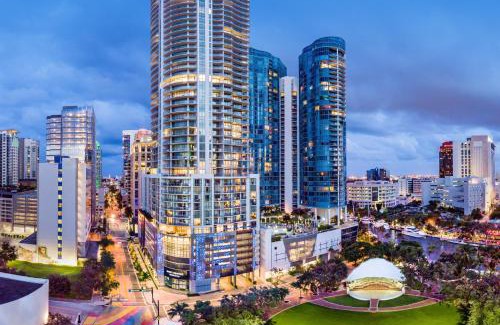 Riverwalk Fort Lauderdale Hotel | Hyatt Centric Las Olas Fort Lauderdale