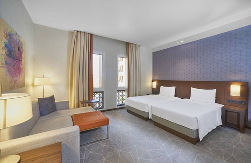 Naif Hotel | Hyatt Place Dubai Wasl District