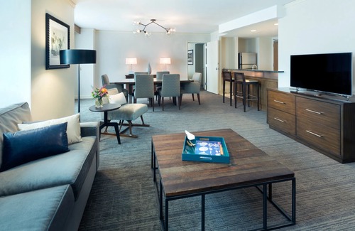 Downtown Denver Hotel | Hyatt Regency Denver at Colorado Convention Center