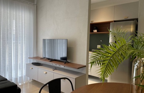 Consolacao Apartment | HYPE055 - Apt 1 complete bedroom with balcony