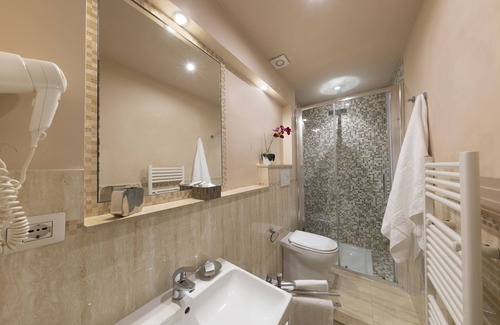 Sant' Ambrogio Bed & Breakfast | I Quattro Poeti