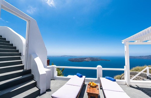 Imerovigli Villa | Iatis View Collection