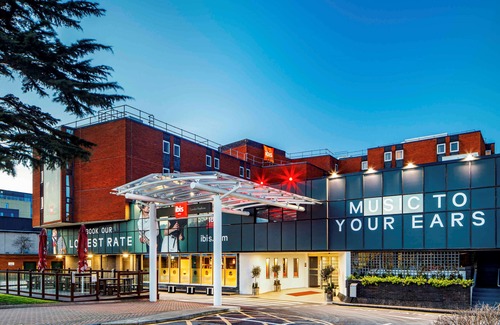 Harlington Hotel | Ibis London Heathrow Airport