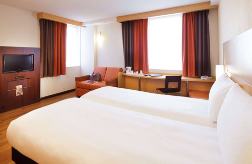 Addison Hotel | ibis London Shepherds Bush – Hammersmith