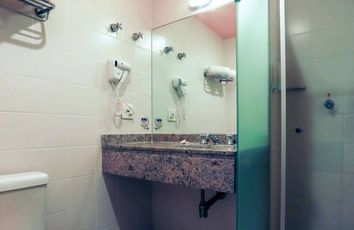 Pinheiros Hotel | ibis Styles SP Faria Lima