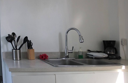 Hipodromo Apartment | Ideal Apartment Less than 20 Minutes from the Airport!