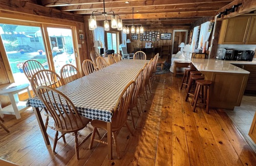 Katama House | Ideal for extended Families, with Pool, Tennis/Pickleball Court, and Guest House