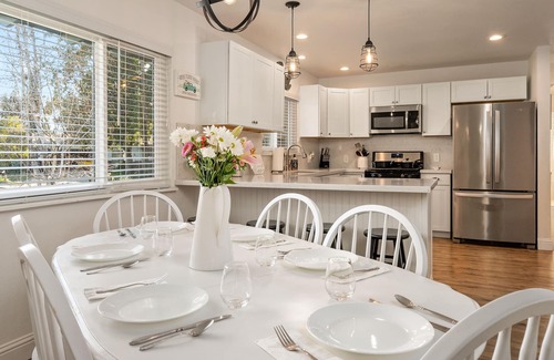 Atascadero House | Ideal for Large Gatherings! Enjoy all that the Central Coasts offers