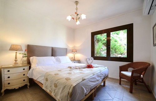 Port d'Andraitx Apartment | Idyllic accommodation on Mallorca with private terrace and sea view (Villa DEKA)