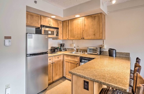 Crested Butte Apartment | Idyllic Grand Lodge Condo: Steps to the CB Lifts!
