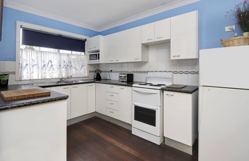 Hat Head House | If you are looking for a relaxing house, opposite the beach access with.