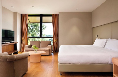 Serralunga d'Alba Hotel | Il Boscareto Resort & Spa