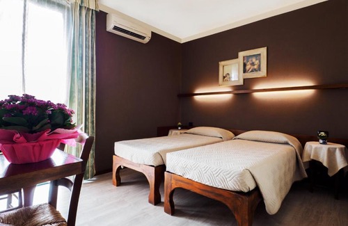 Busto Arsizio House | Il Fiordaliso Foresteria