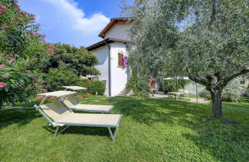 Toscolano Maderno Bed & Breakfast | Il Nido dei Gufi Bed and Breakfast