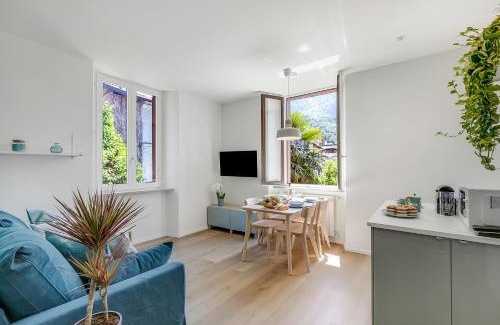 Calde Apartment | Il Porticciolo Lake Front - Happy Rentals