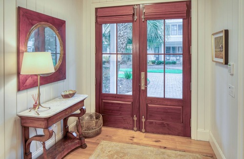 Olde Town House | Impeccably Designed Home in Wilson Cottages