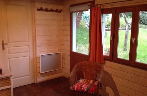Arcachon Ski Chalet | In garden charm and comfort for the independent annex building of the Villa