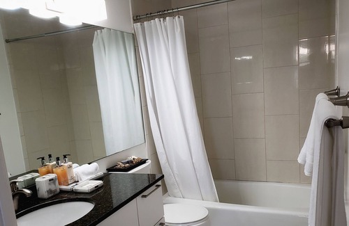 Aventura Apartment | in Yacht Club for 6 guests