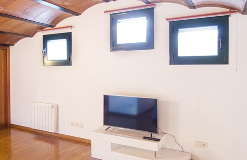 Barri Vell Apartment | Incredible duplex with high ceilings in old neighborhood