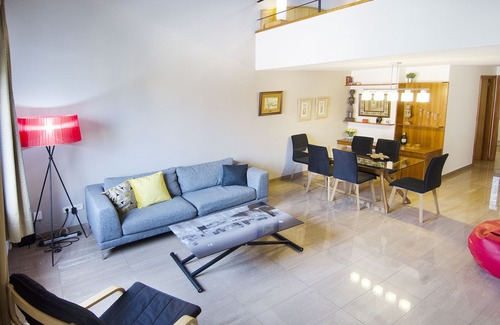 Barri Vell Apartment | Incredible duplex with high ceilings in old neighborhood