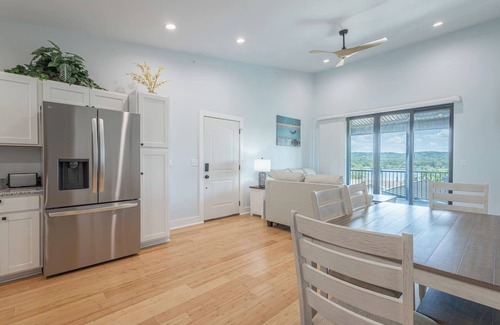 Indian Point Villa | Incredible Views - Saltwater Pool - Hot Tub - Table Rock Lake Waterfront Resort