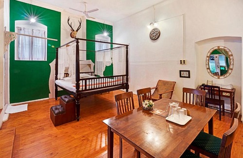 Salem Resort | INDeco Lake Forest