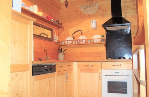 Montgellafrey Ski Chalet | INDEPENDENT COTTAGE CHARM (you occupy the entire chalet) 3 *