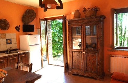 Urbino Apartment | Independent apartment in country house for 2+2 people. Breathtaking view!