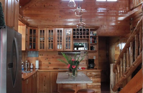Tecpan Guatemala Cabin | Indigo Cabins - Finca Los Cerritos