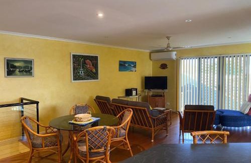 Rainbow Beach House | Indigo Place 1 Rainbow Beach