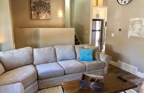 Murray House | Industrial guest house